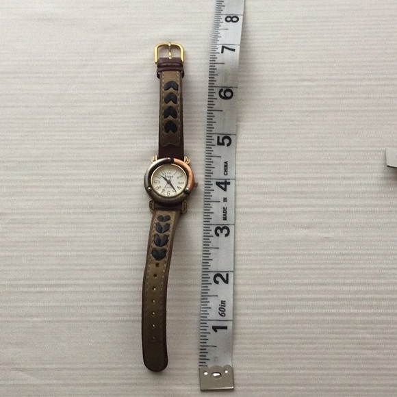 Legend Quartz Watch - Picture 3 of 8